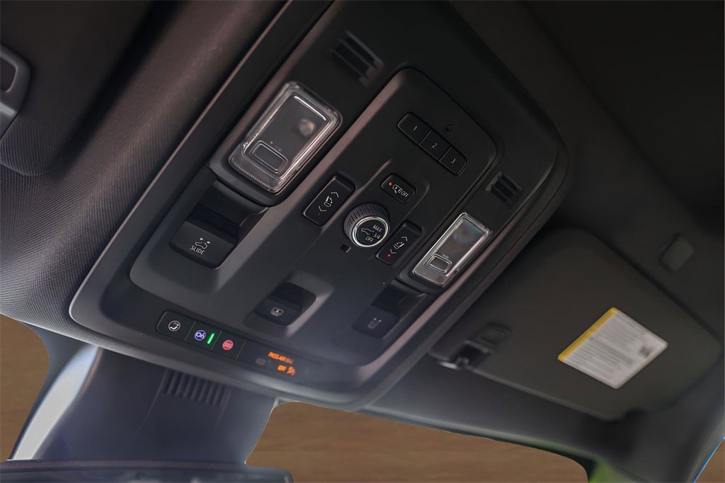 2023 GMC Yukon XL AT4