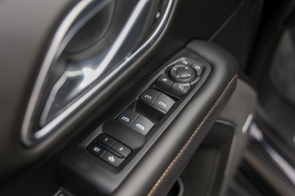 2023 GMC Yukon XL AT4