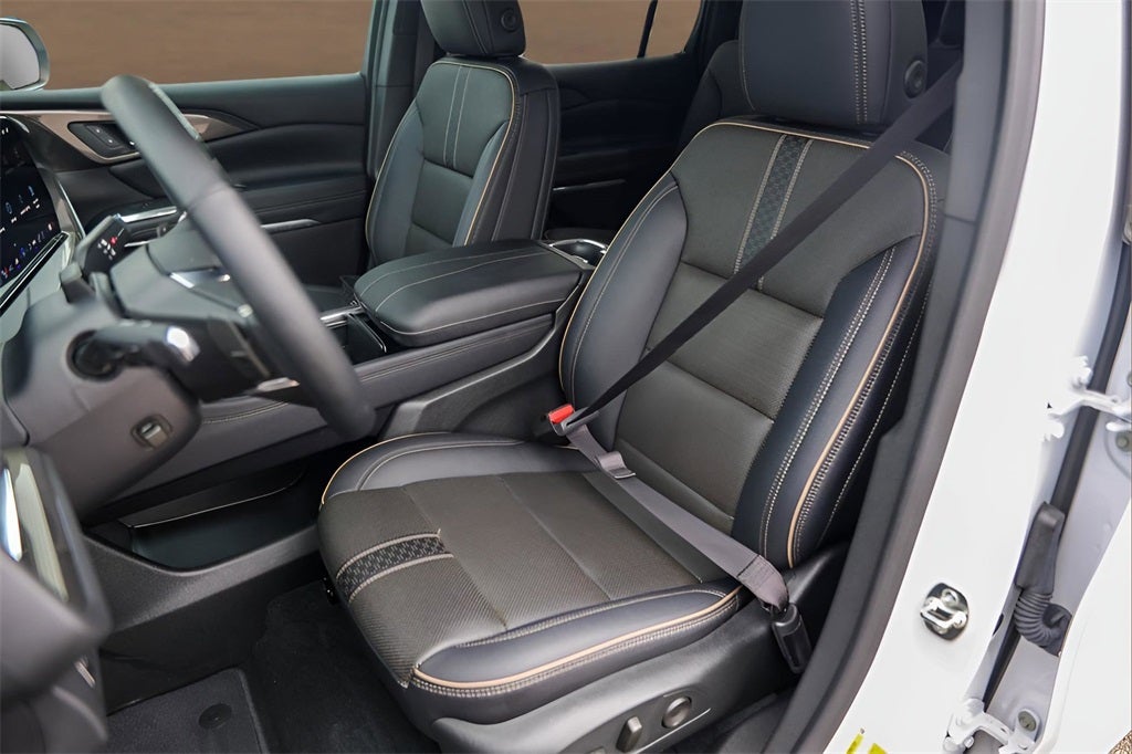 2025 Chevrolet Traverse High Country