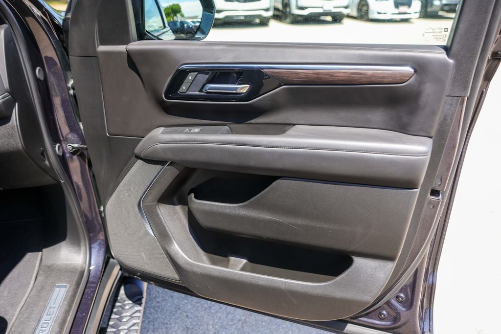 2025 Chevrolet Suburban Z71