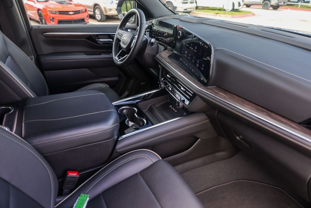 2025 Chevrolet Suburban Premier