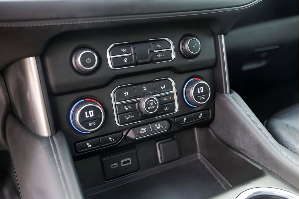 2023 Chevrolet Suburban LT