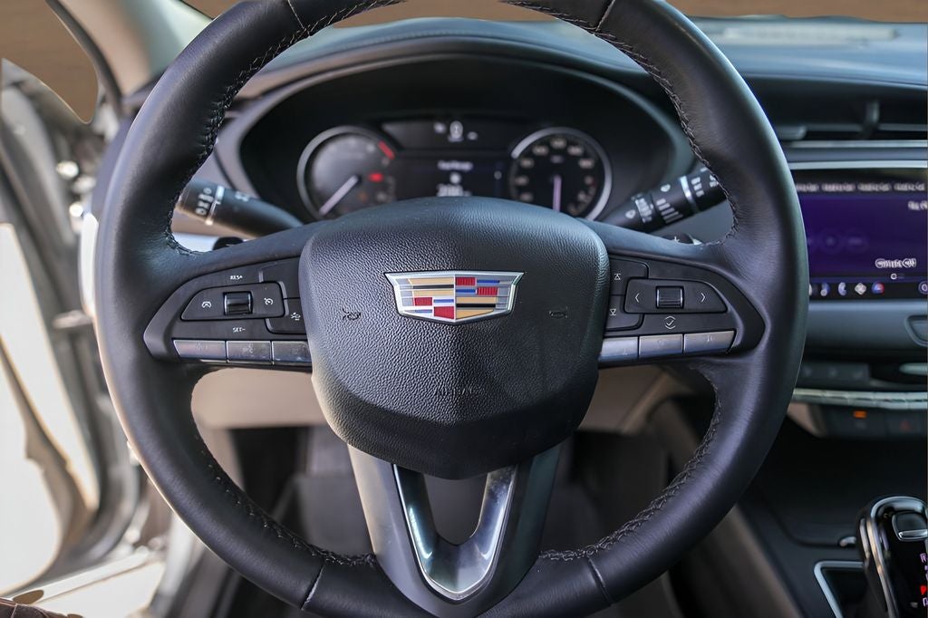 2023 Cadillac XT4 Luxury