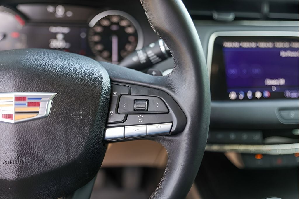 2023 Cadillac XT4 Luxury