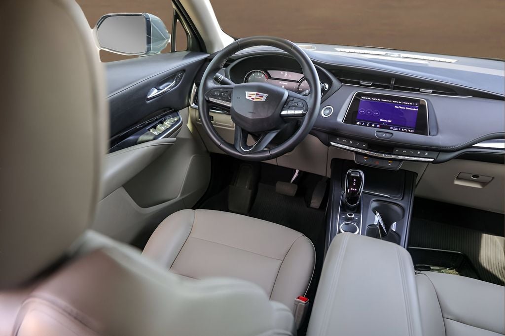 2023 Cadillac XT4 Luxury