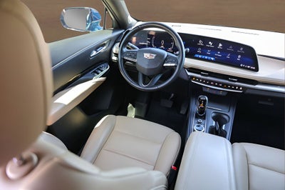 2024 Cadillac XT4 Luxury