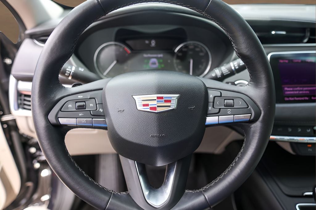 2022 Cadillac XT4 Luxury