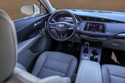 2022 Cadillac XT4 Luxury