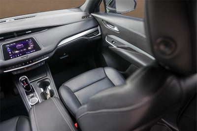 2020 Cadillac XT4 Premium Luxury