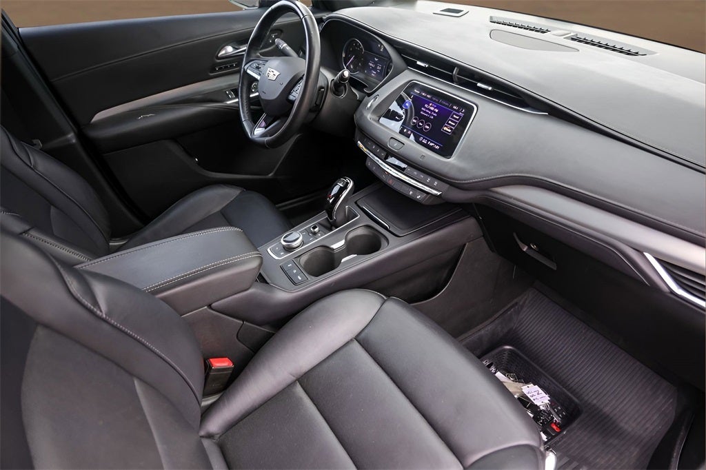 2020 Cadillac XT4 Premium Luxury