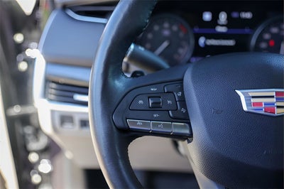 2022 Cadillac XT4 Premium Luxury