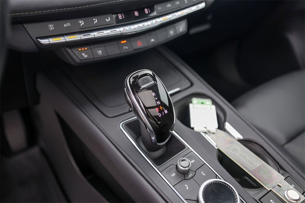 2021 Cadillac XT4 Premium Luxury