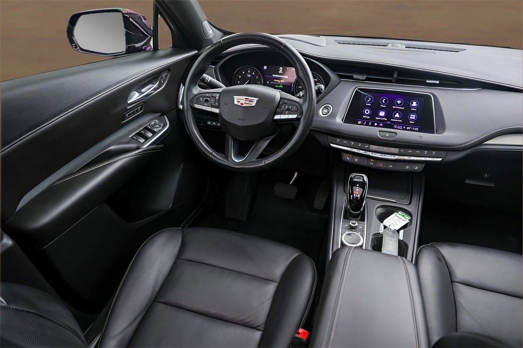 2021 Cadillac XT4 Premium Luxury