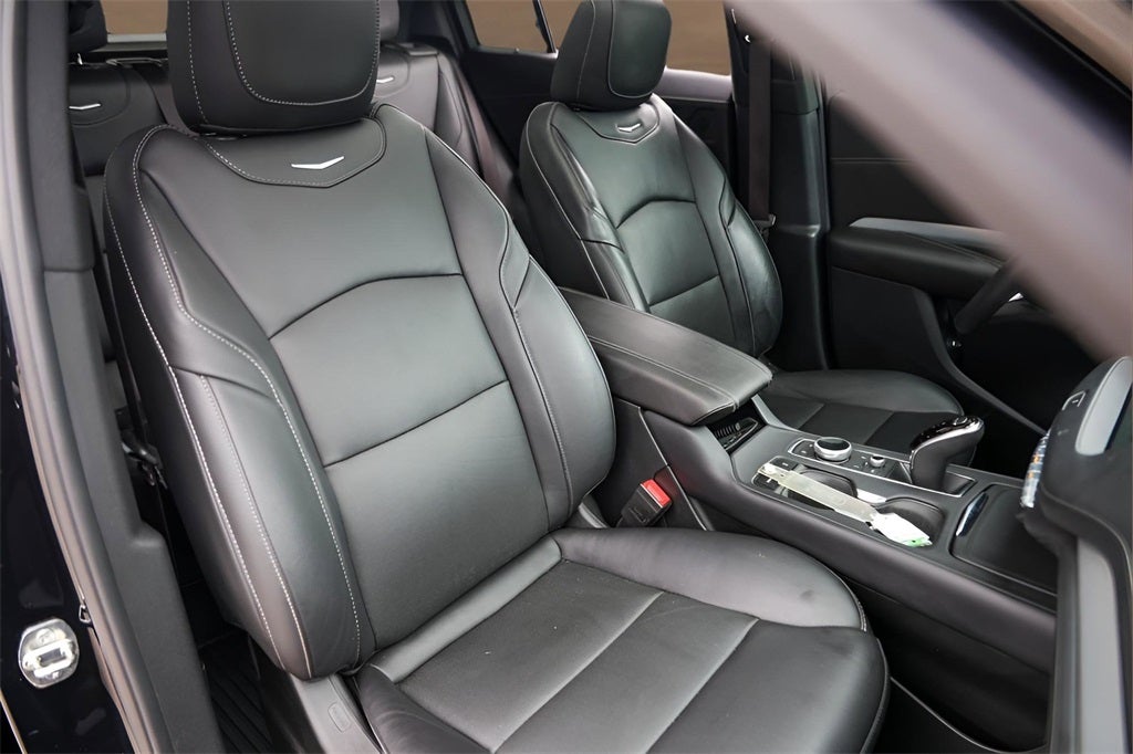 2021 Cadillac XT4 Premium Luxury