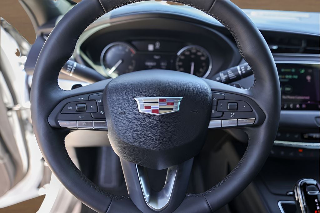 2022 Cadillac XT4 Premium Luxury
