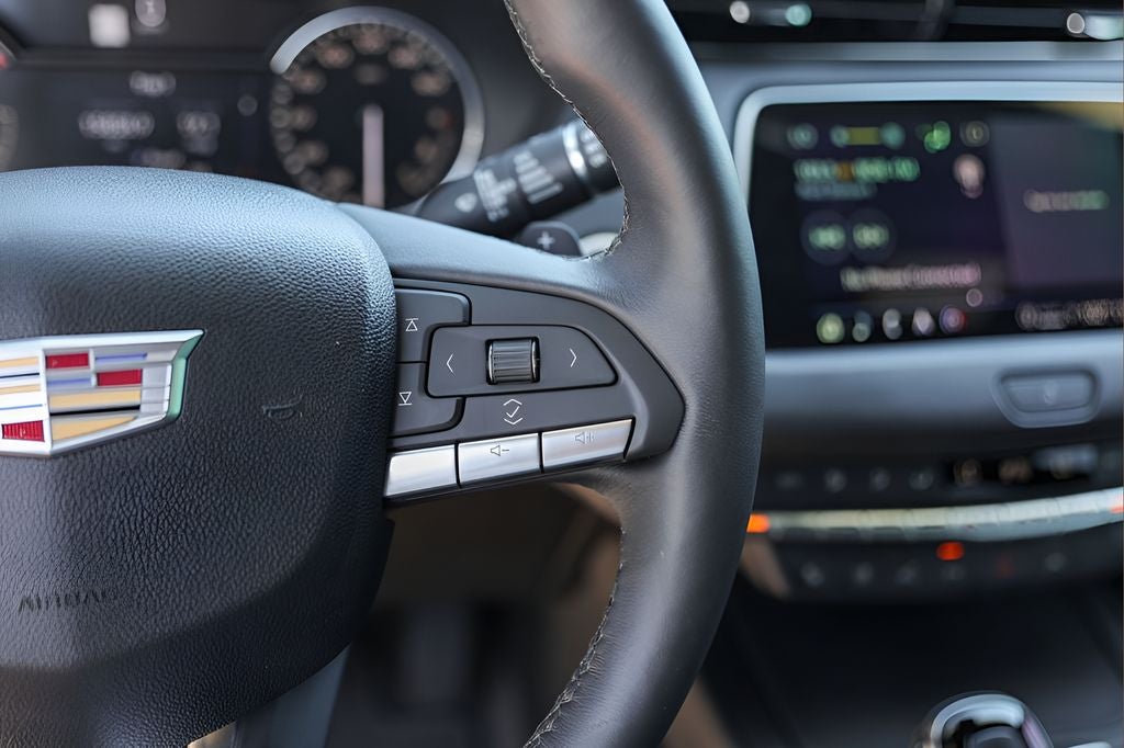 2022 Cadillac XT4 Premium Luxury