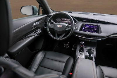 2023 Cadillac XT4 Sport