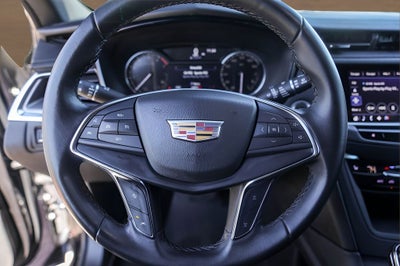 2022 Cadillac XT5 Luxury