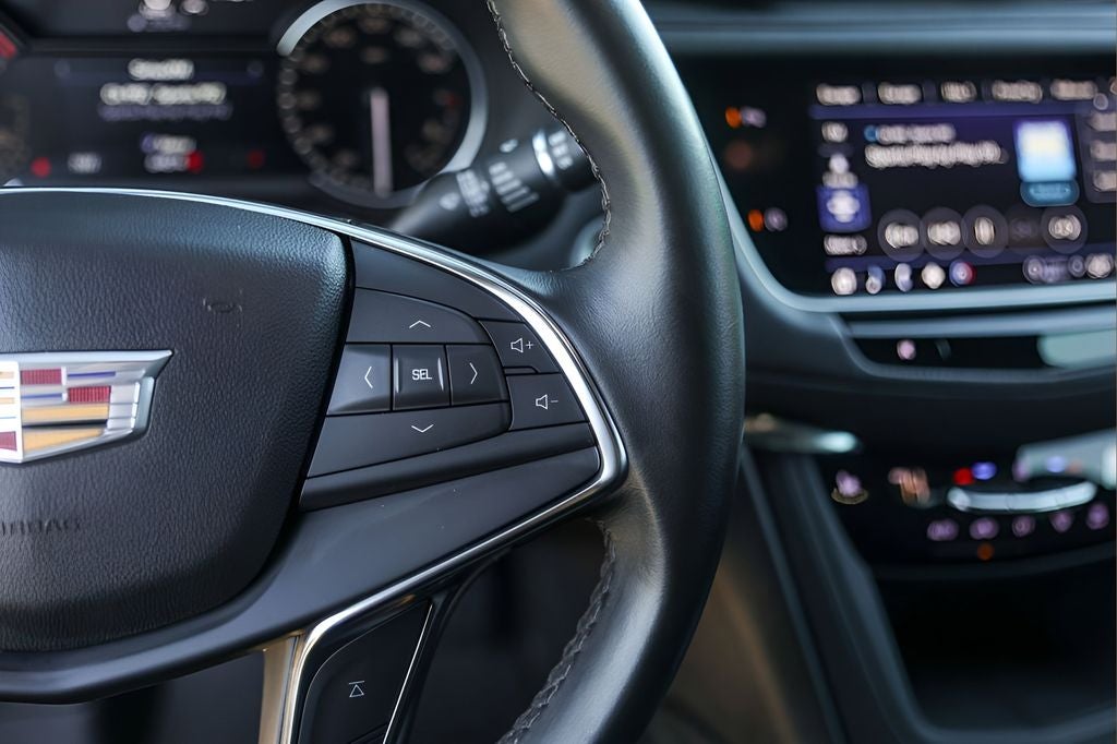 2022 Cadillac XT5 Luxury