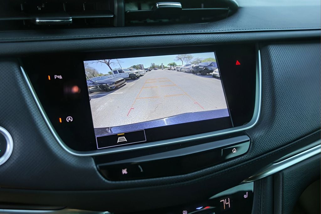 2022 Cadillac XT5 Luxury