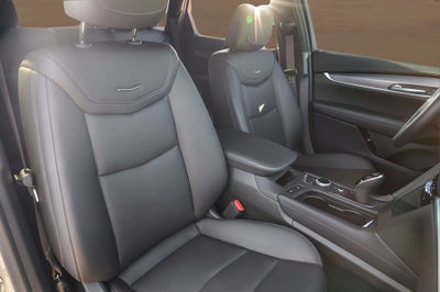 2025 Cadillac XT5 Luxury