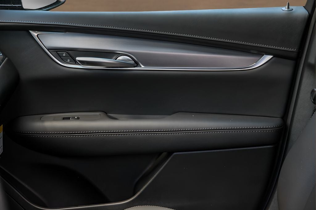2025 Cadillac XT5 Luxury