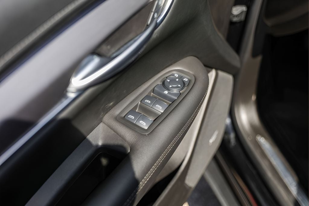 2024 Cadillac XT5 Luxury