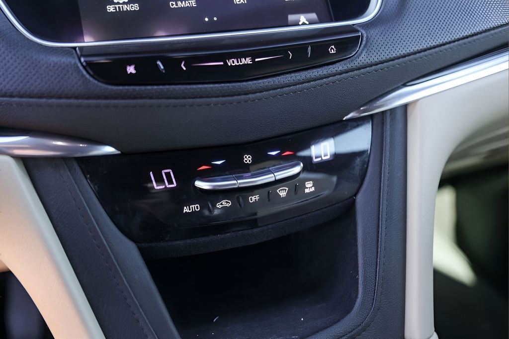 2019 Cadillac XT5 Base