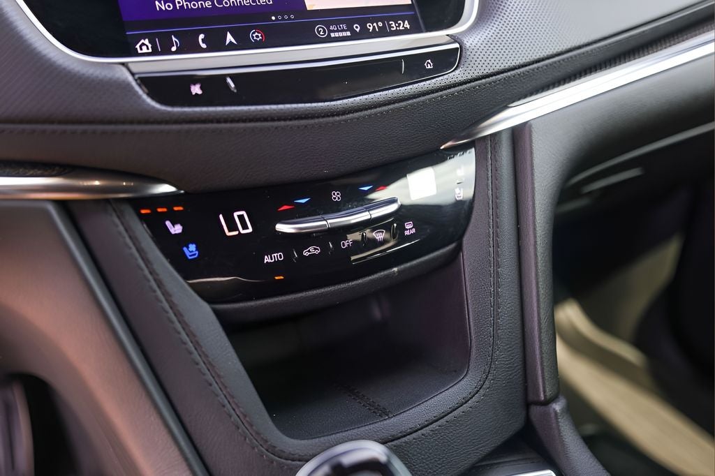 2024 Cadillac XT5 Sport