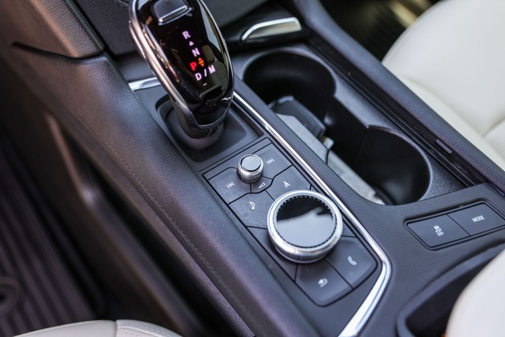 2025 Cadillac XT5 Sport