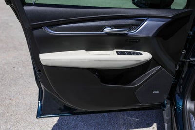 2025 Cadillac XT5 Sport