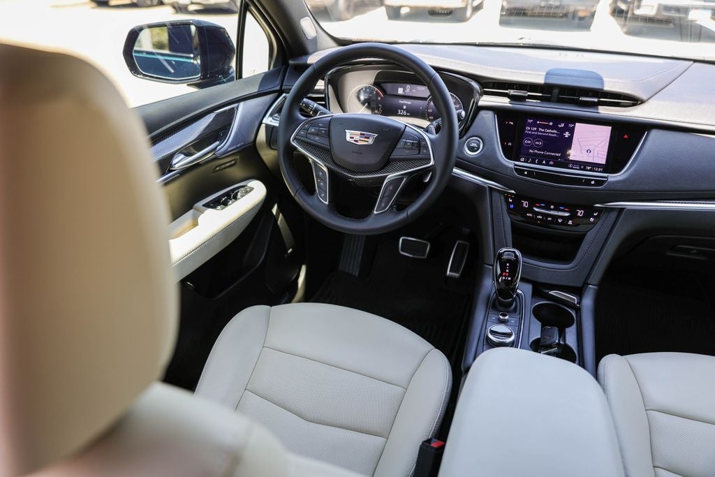 2025 Cadillac XT5 Sport
