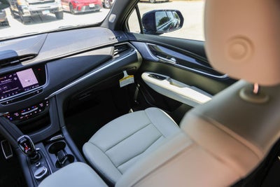 2025 Cadillac XT5 Sport