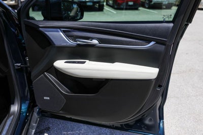 2025 Cadillac XT5 Sport