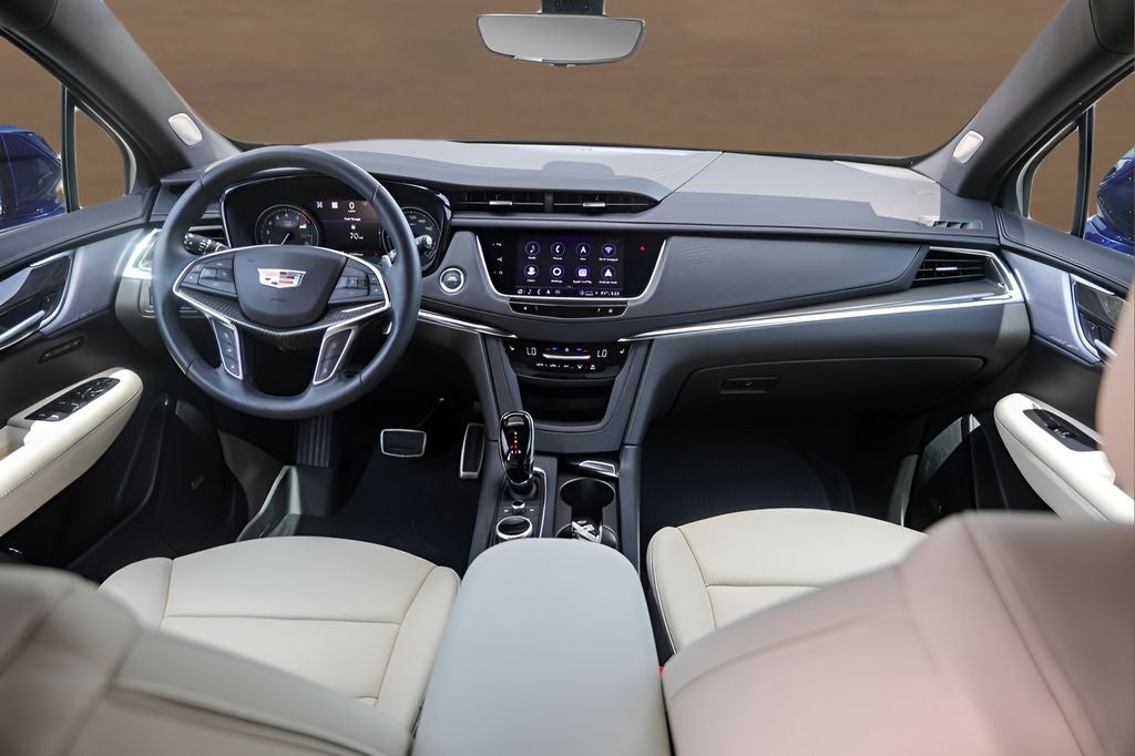 2025 Cadillac XT5 Sport