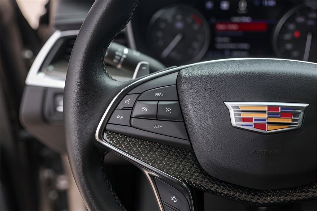 2022 Cadillac XT5 Sport