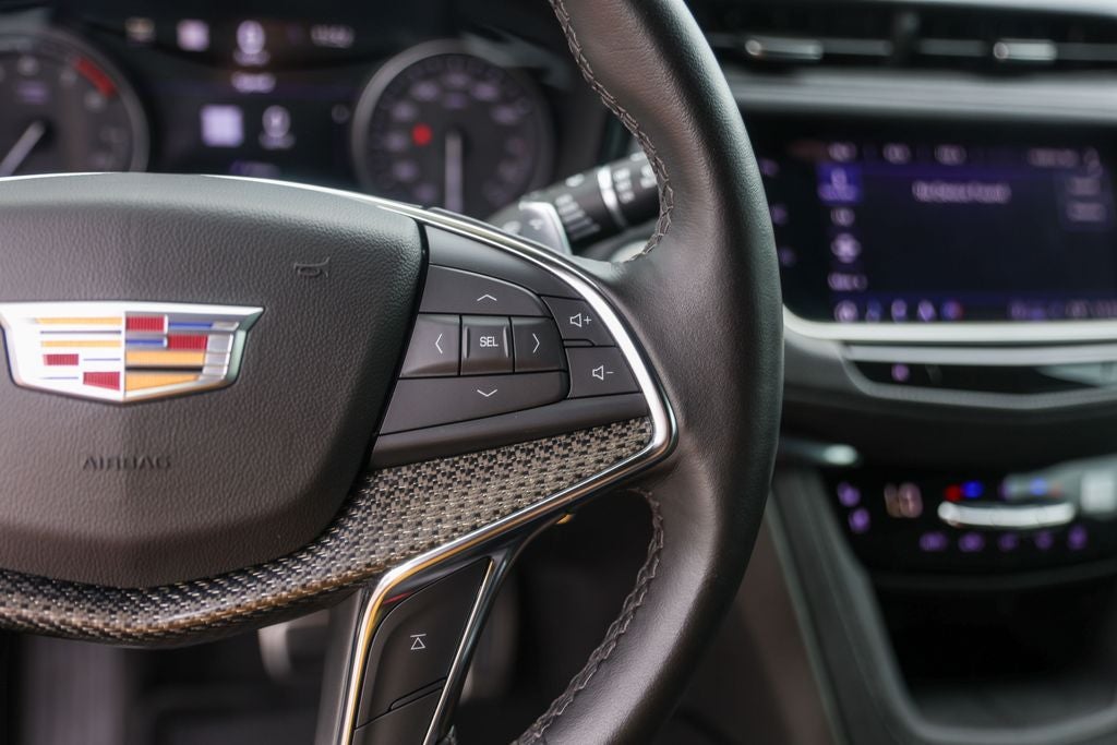 2023 Cadillac XT5 Sport