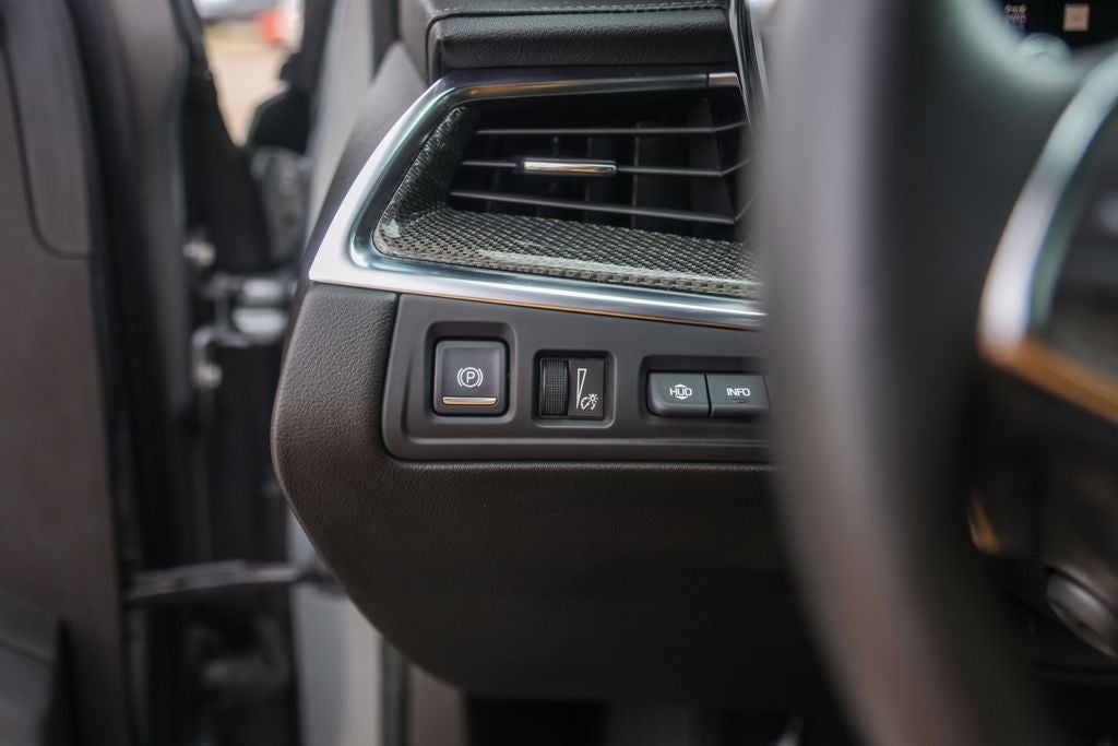 2023 Cadillac XT5 Sport