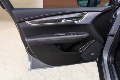 2023 Cadillac XT5 Sport