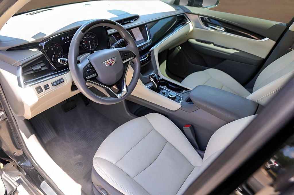 2023 Cadillac XT6 Premium Luxury
