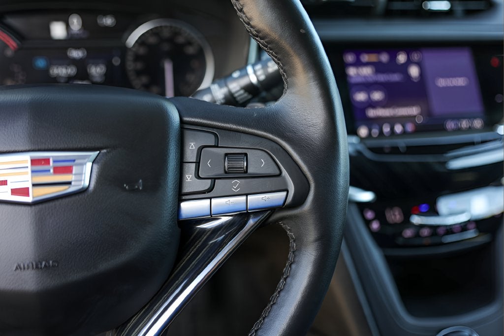 2025 Cadillac XT6 Premium Luxury