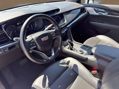 2025 Cadillac XT6 Premium Luxury
