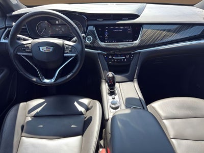 2025 Cadillac XT6 Premium Luxury