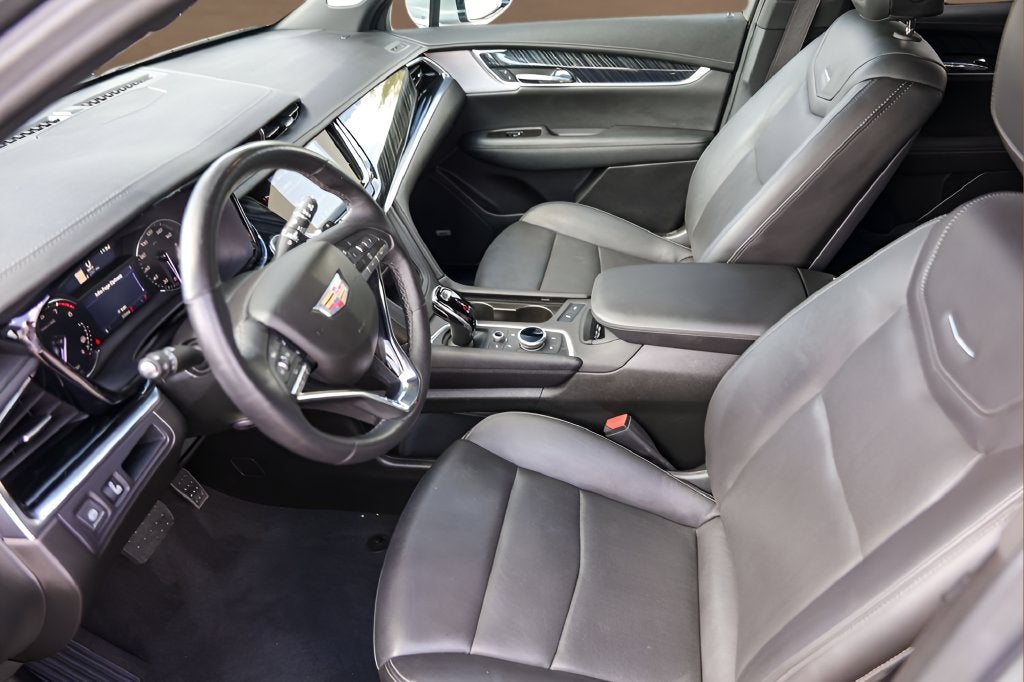 2025 Cadillac XT6 Premium Luxury