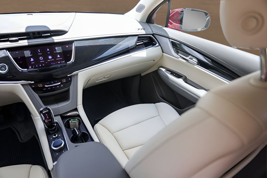 2022 Cadillac XT6 Premium Luxury