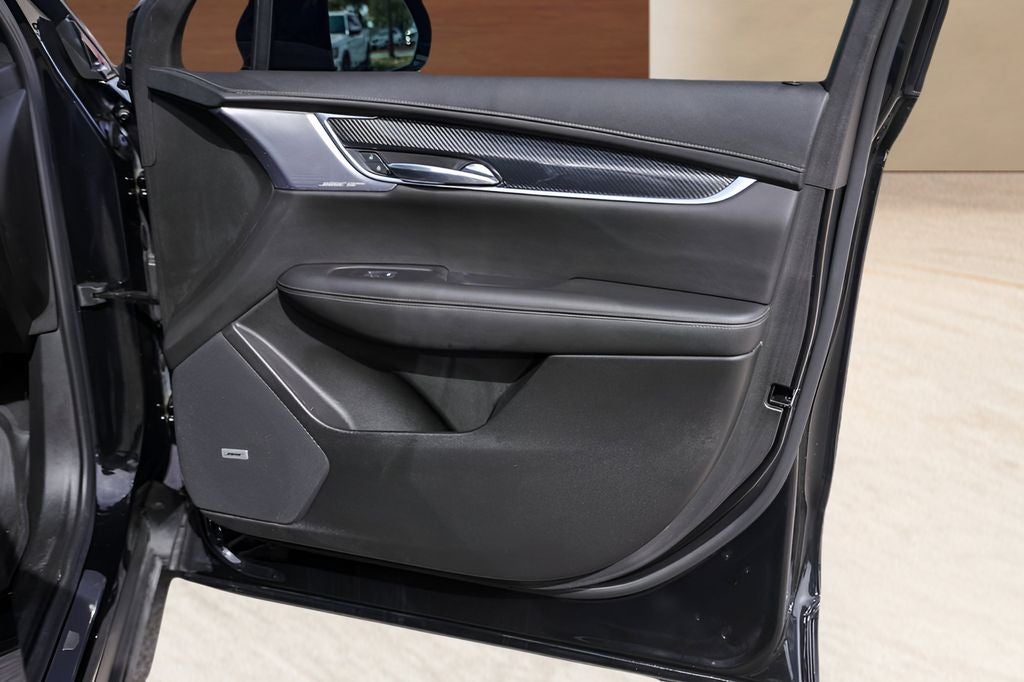 2023 Cadillac XT6 Sport