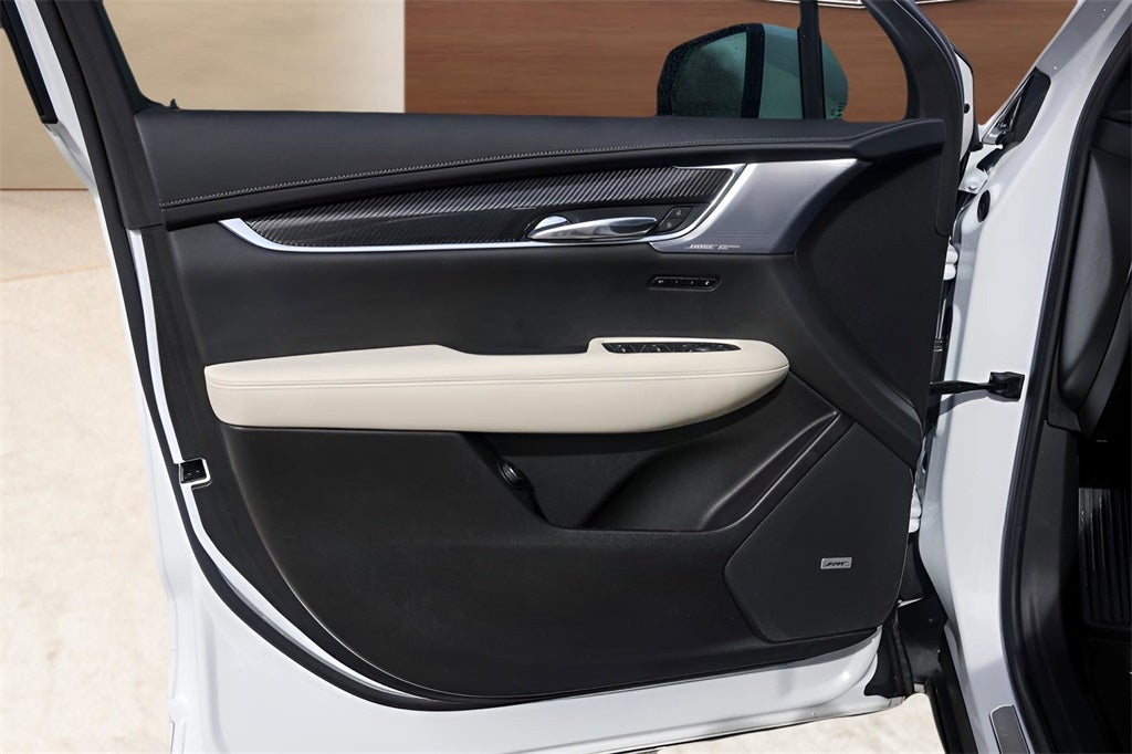 2023 Cadillac XT6 Sport