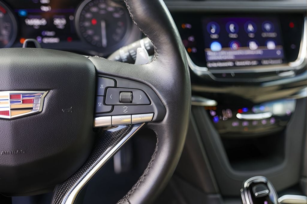 2023 Cadillac XT6 Sport