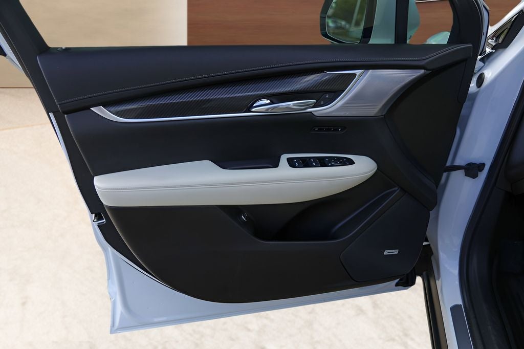 2023 Cadillac XT6 Sport