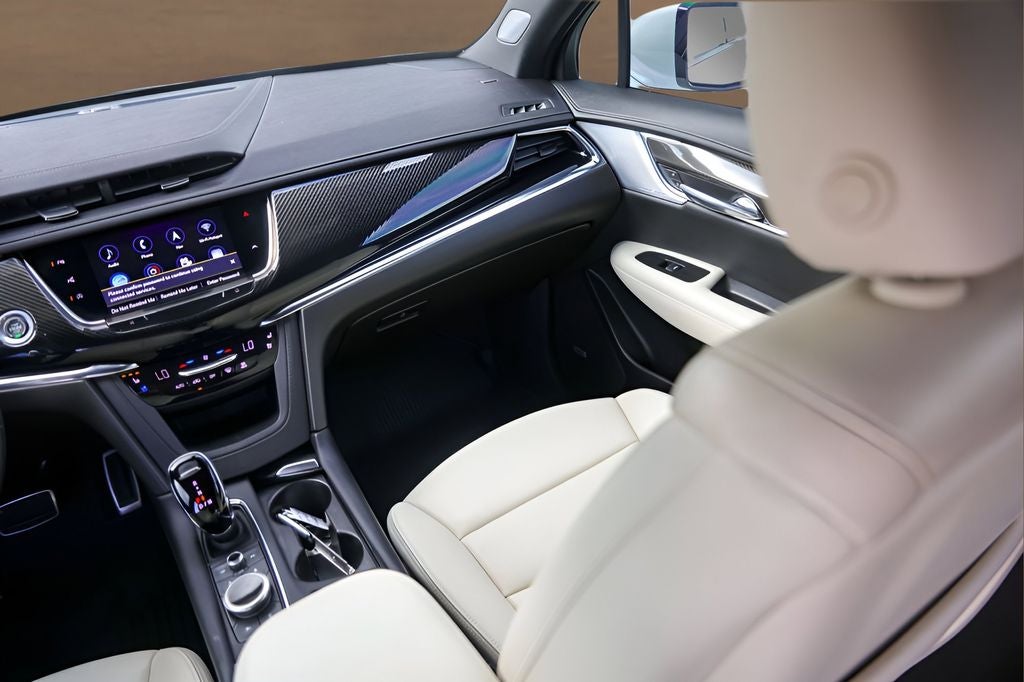 2023 Cadillac XT6 Sport